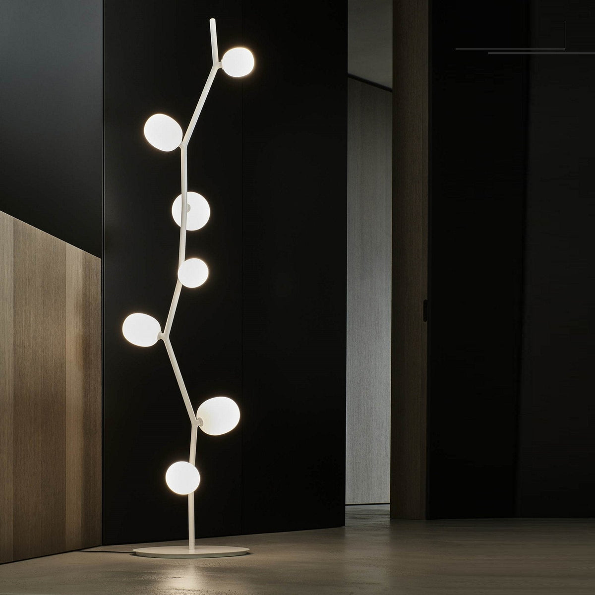 Lumorielle Floor Lamp