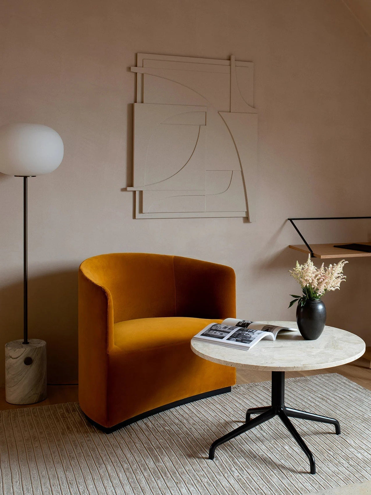 Calueria Floor Lamp
