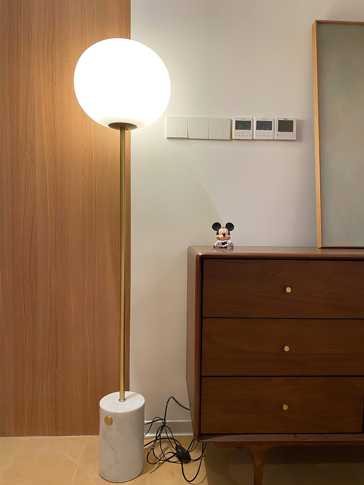 Calueria Floor Lamp
