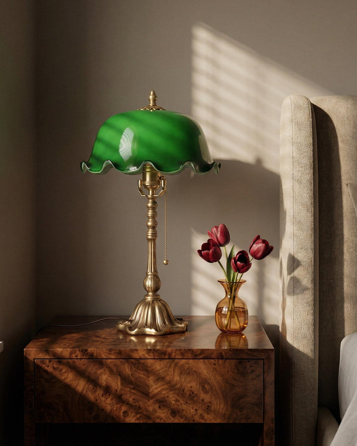 Elaaniella Table Light