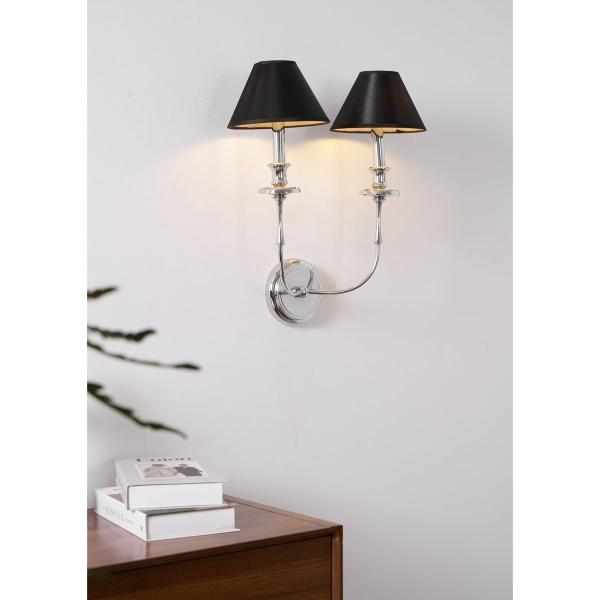 Viraarine Wall Lamp