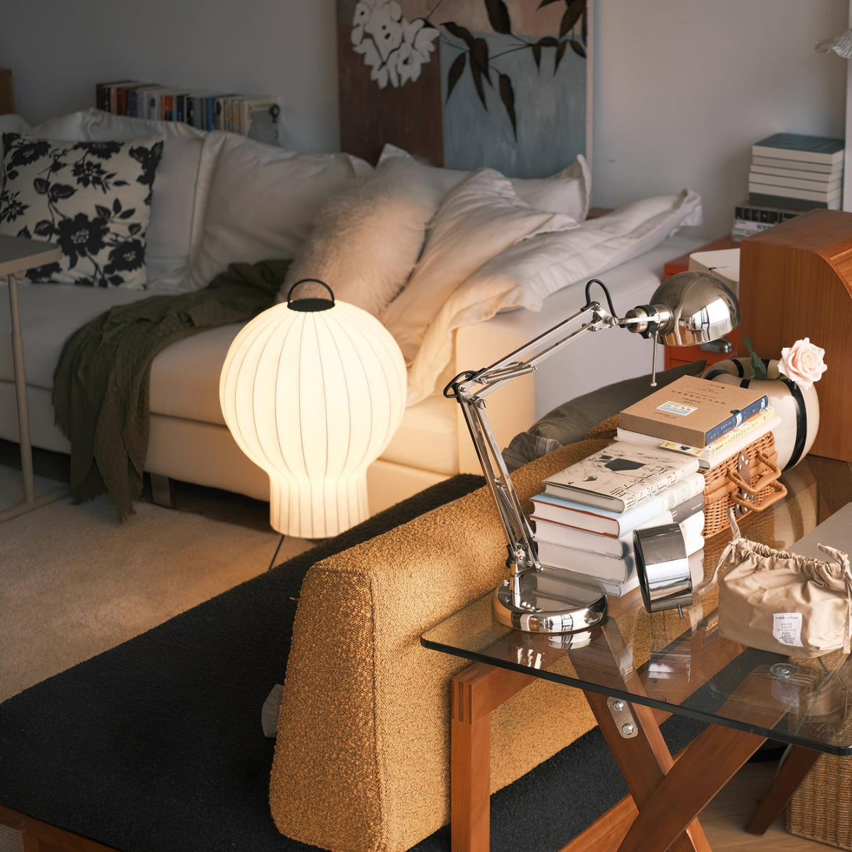 Elaiine Floor Lamp