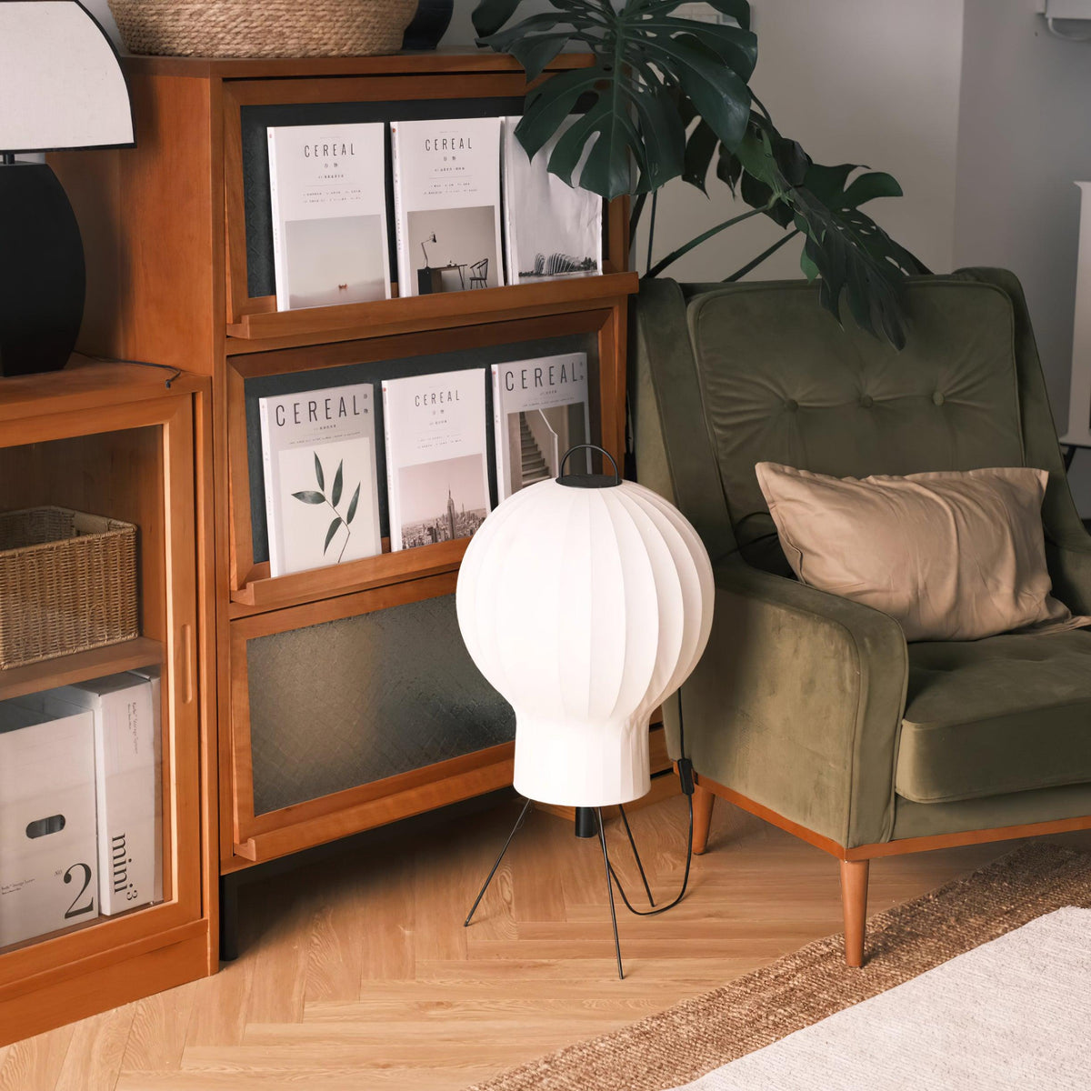 Elaiine Floor Lamp