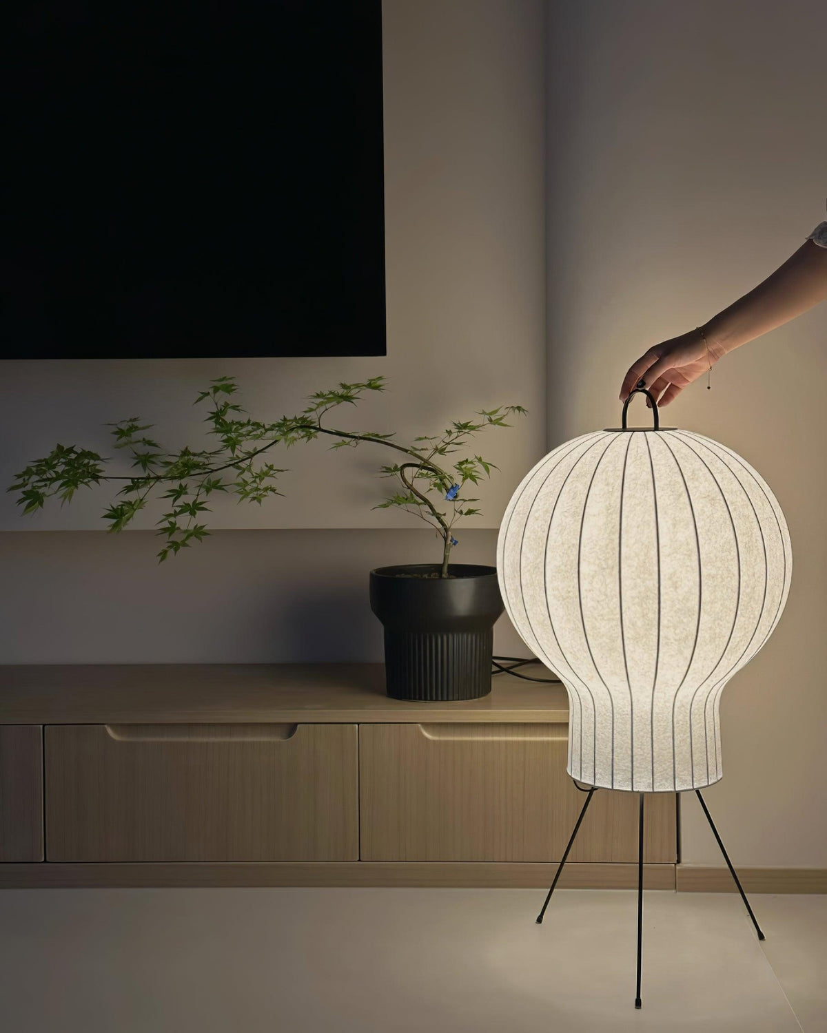 Elaiine Floor Lamp