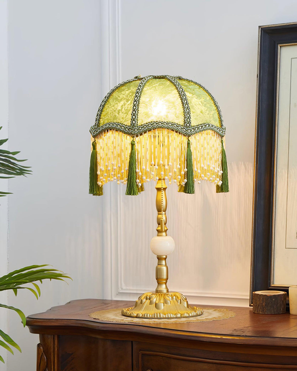 Terianielle Table Lamp