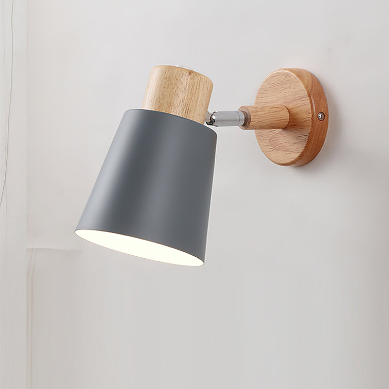 Torvian Wall Lamp