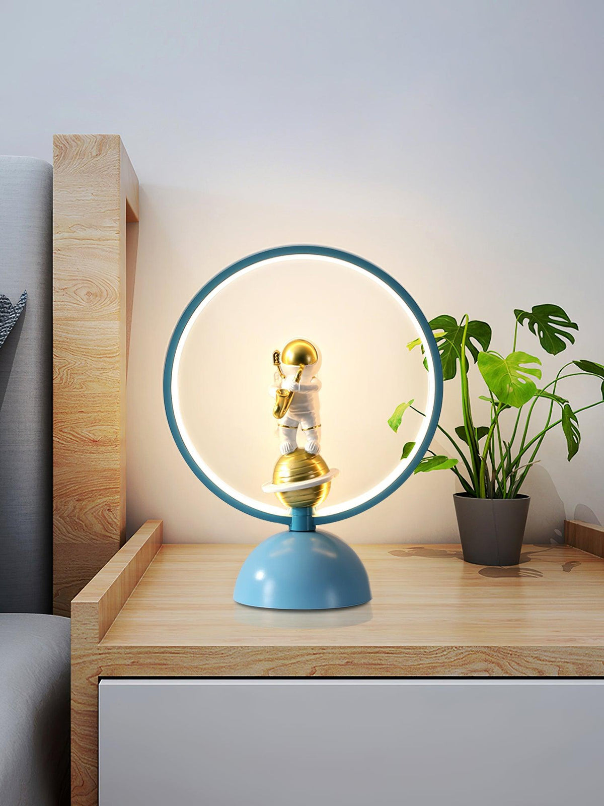 Lioriina Table Lamp