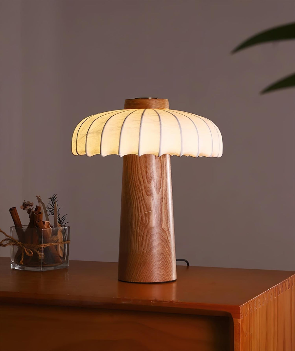 Teriarielle Table Lamp
