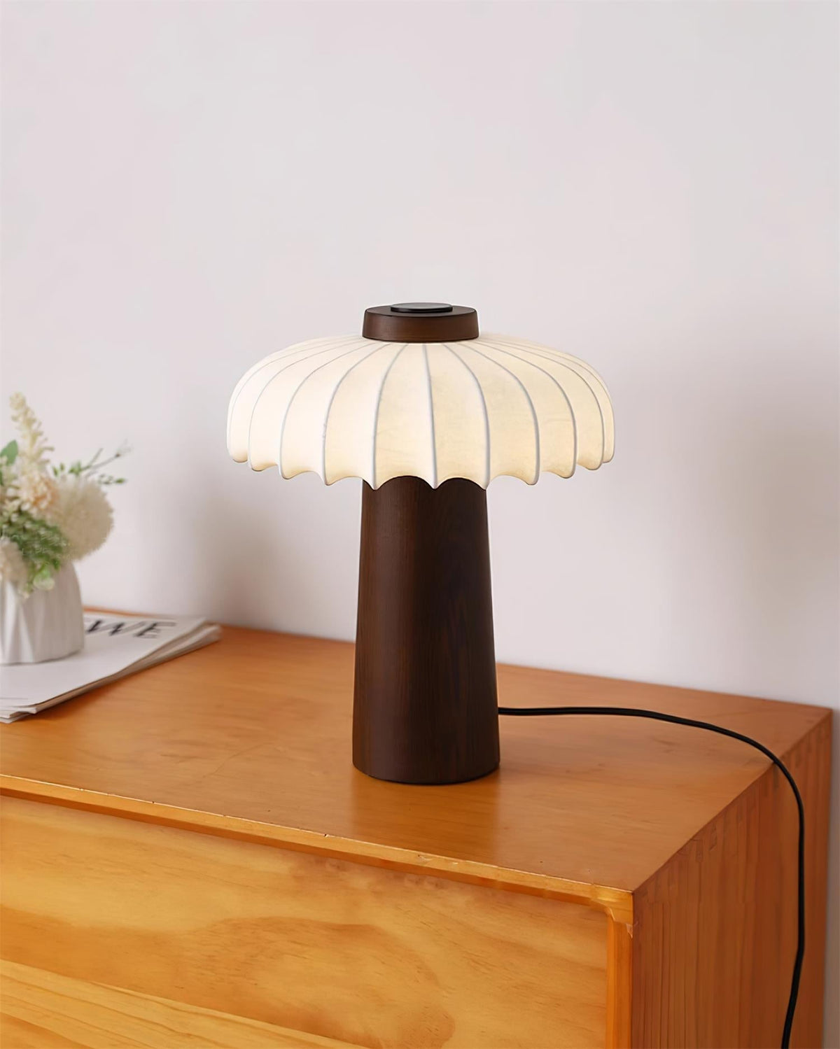 Teriarielle Table Lamp