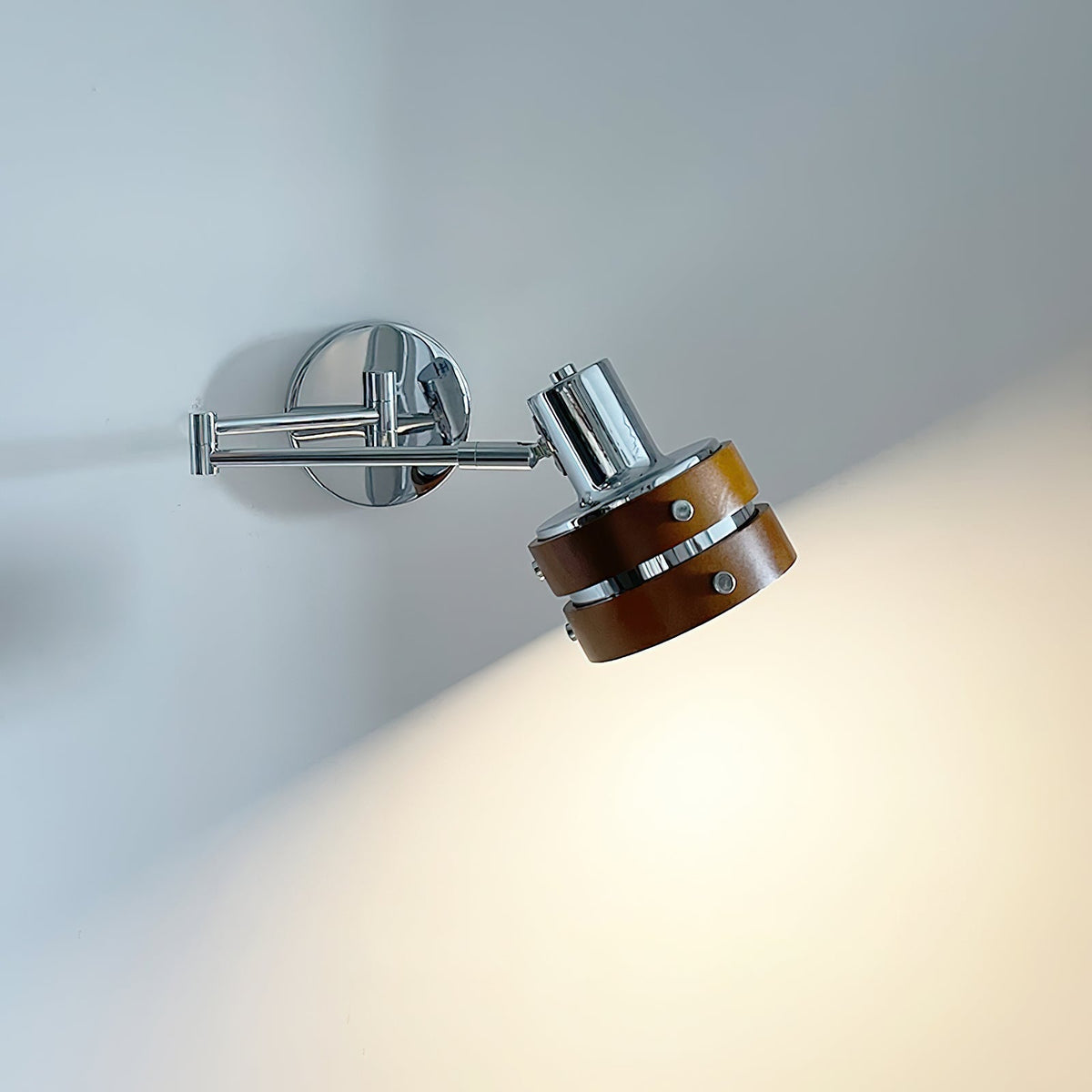 Karry Wall Lamp Wood Adjustable Mid-Century
