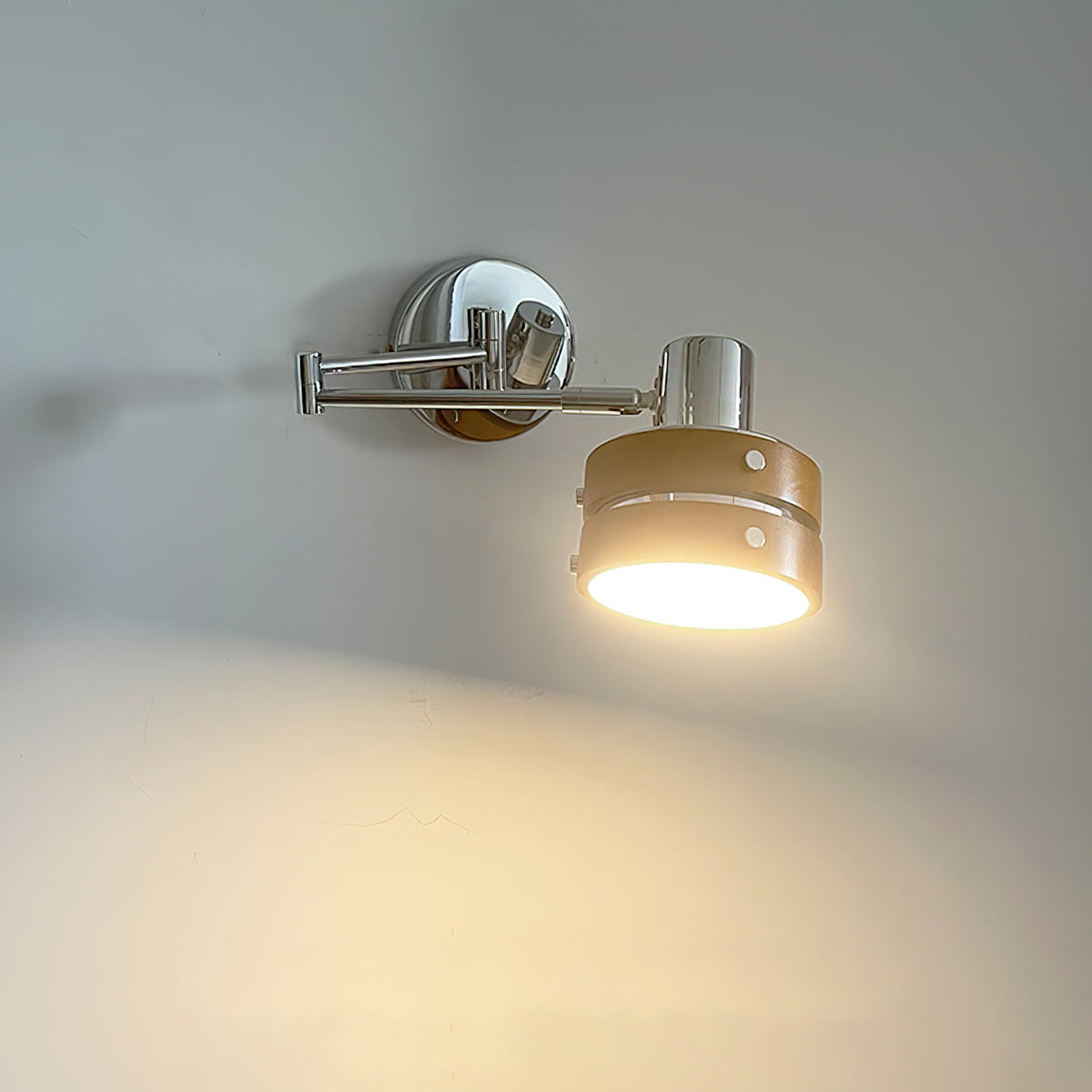 Karry Wall Lamp Wood Adjustable Mid-Century