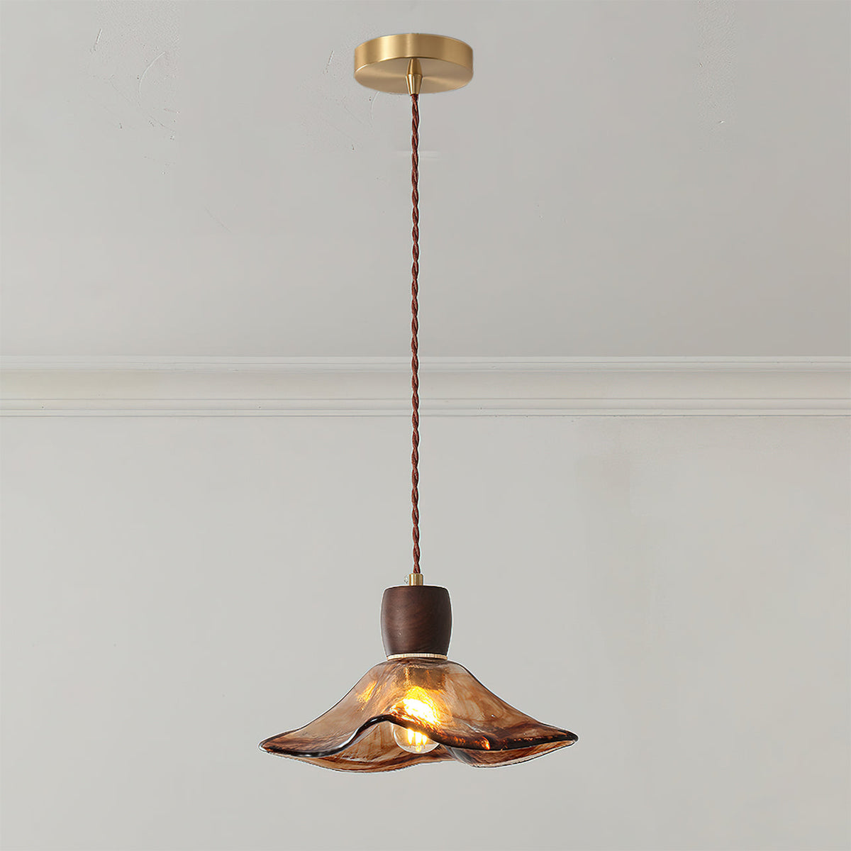 Seluelia Pendant Light