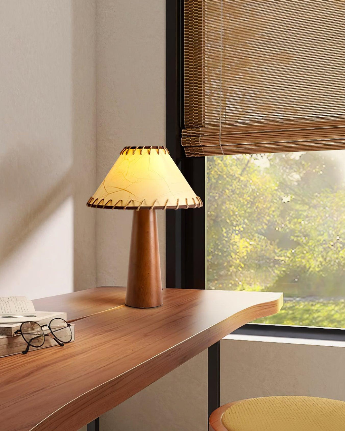 Ciroella Table Lamp