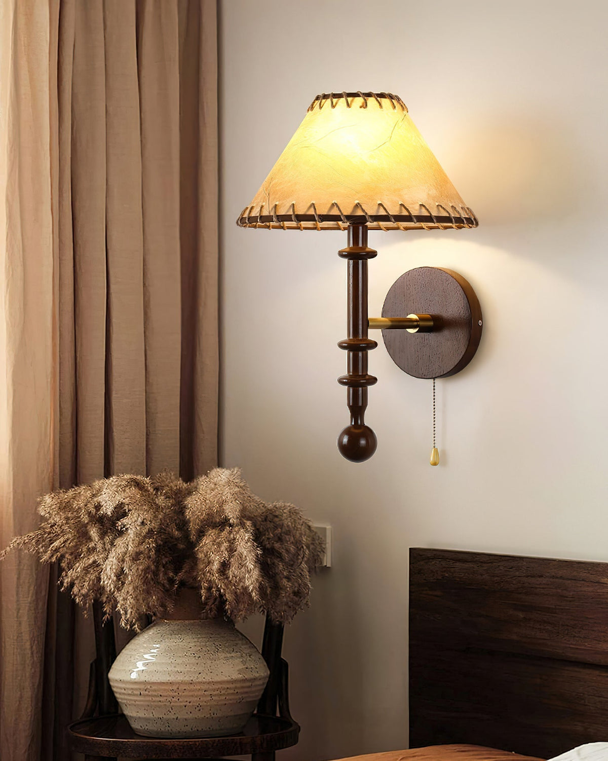 Seloiella Wall Lamp