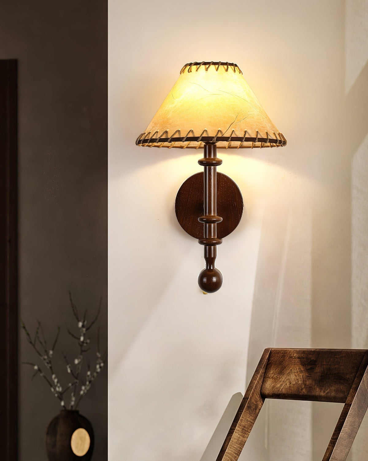 Seloiella Wall Lamp