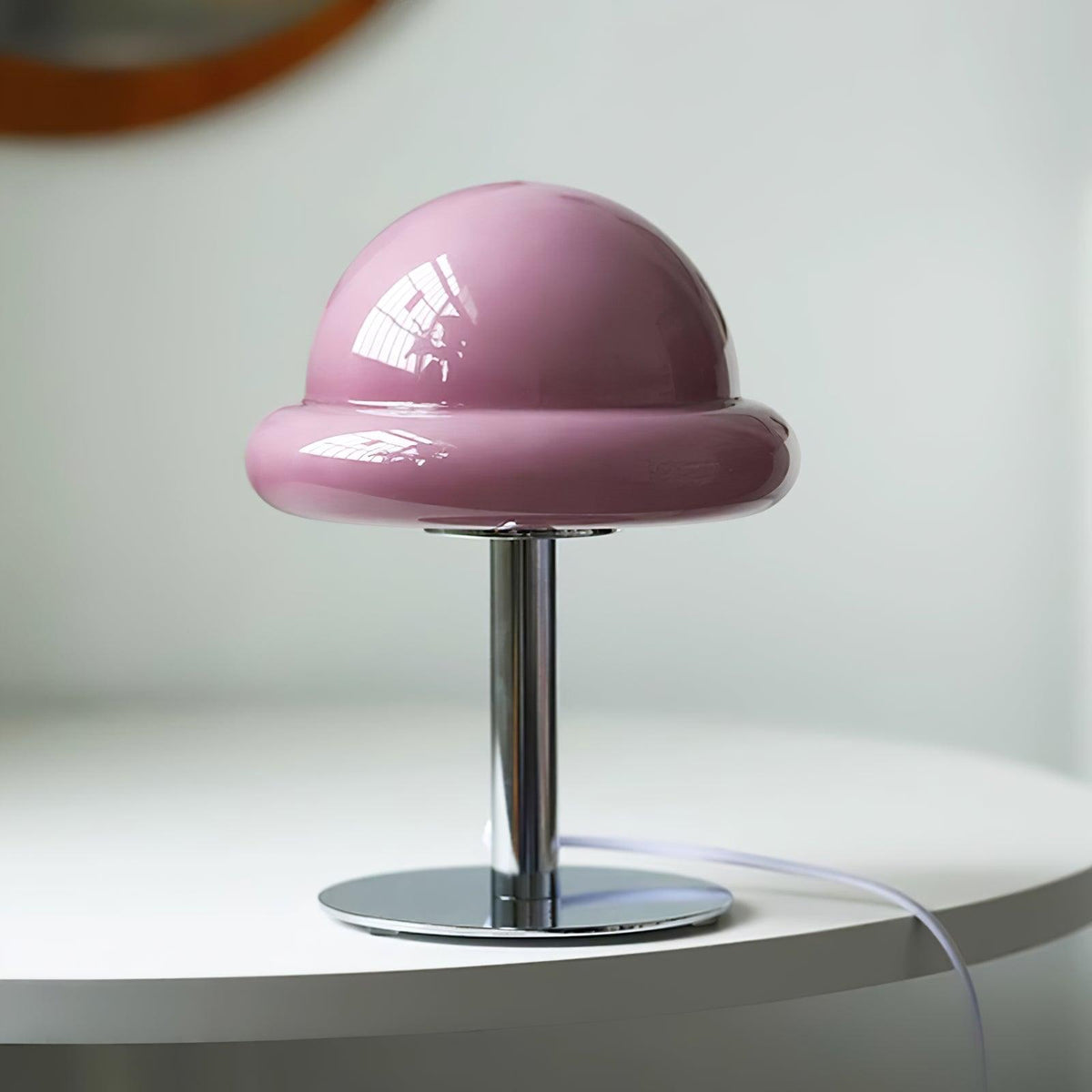 Eirisella Glass Table Lamp