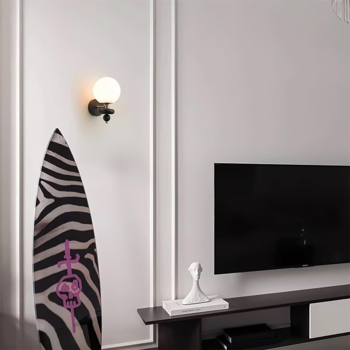 Lumueria Modern Globe Wall Lamp