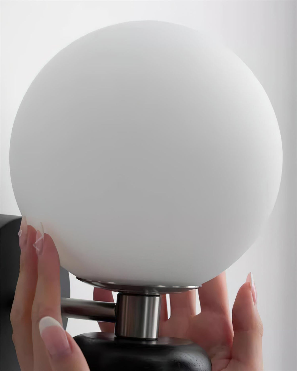 Lumueria Modern Globe Wall Lamp