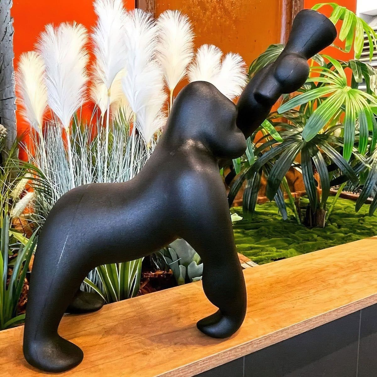 Zasolil Artistic Resin Gorilla Floor Lamp