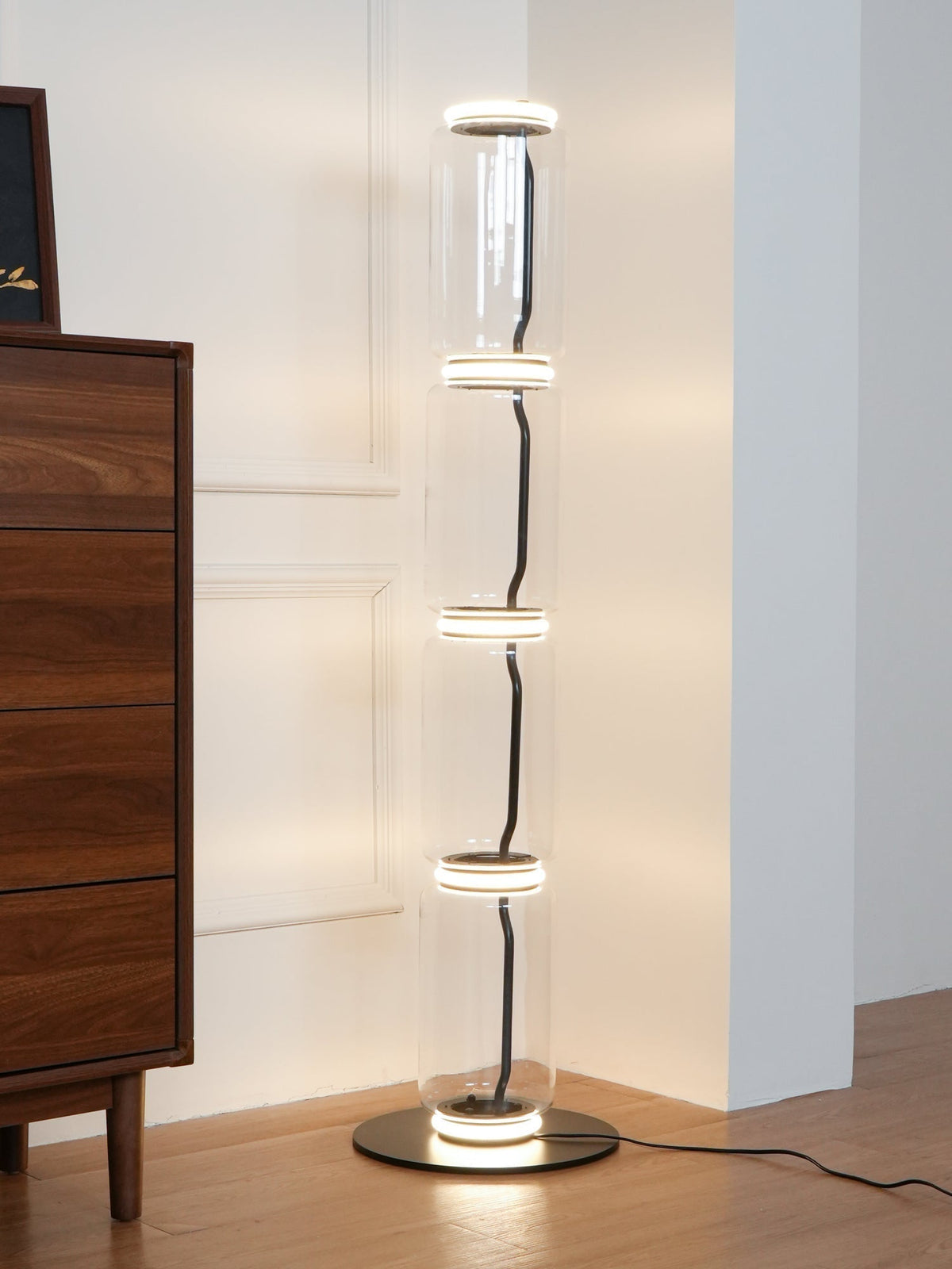 Elaeleria Floor Lamp