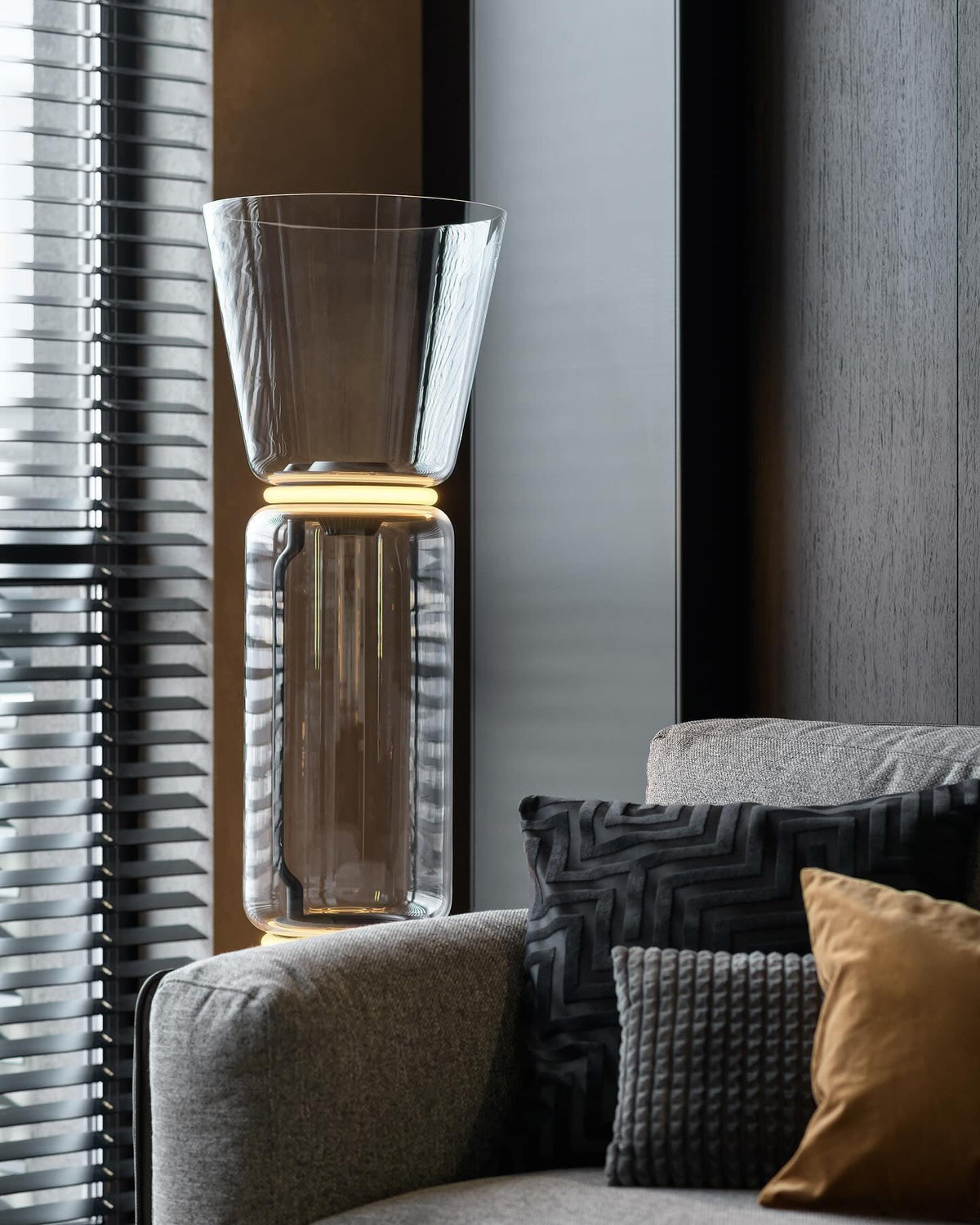 Elaeleria Floor Lamp