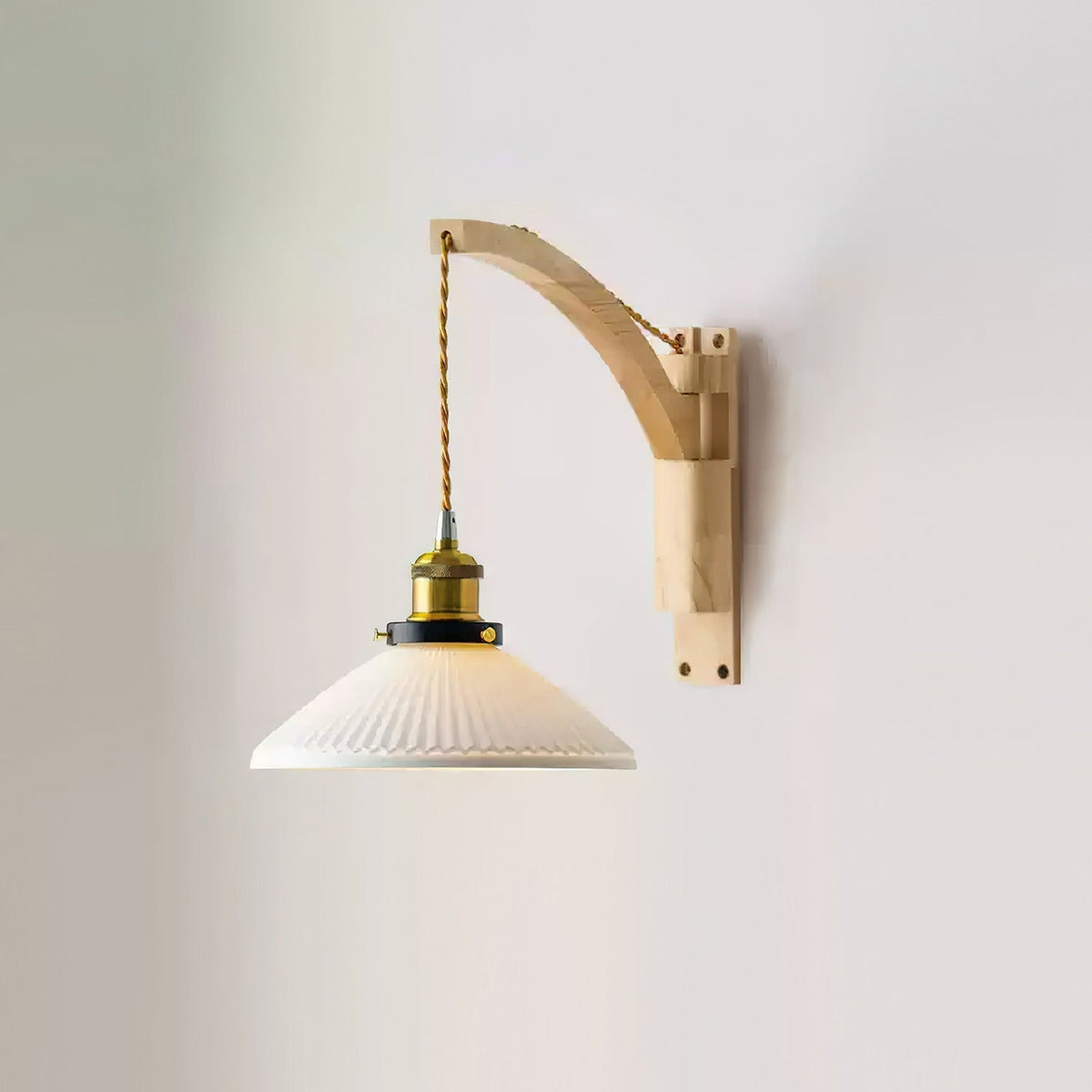 Teriiraria Wall Lamp