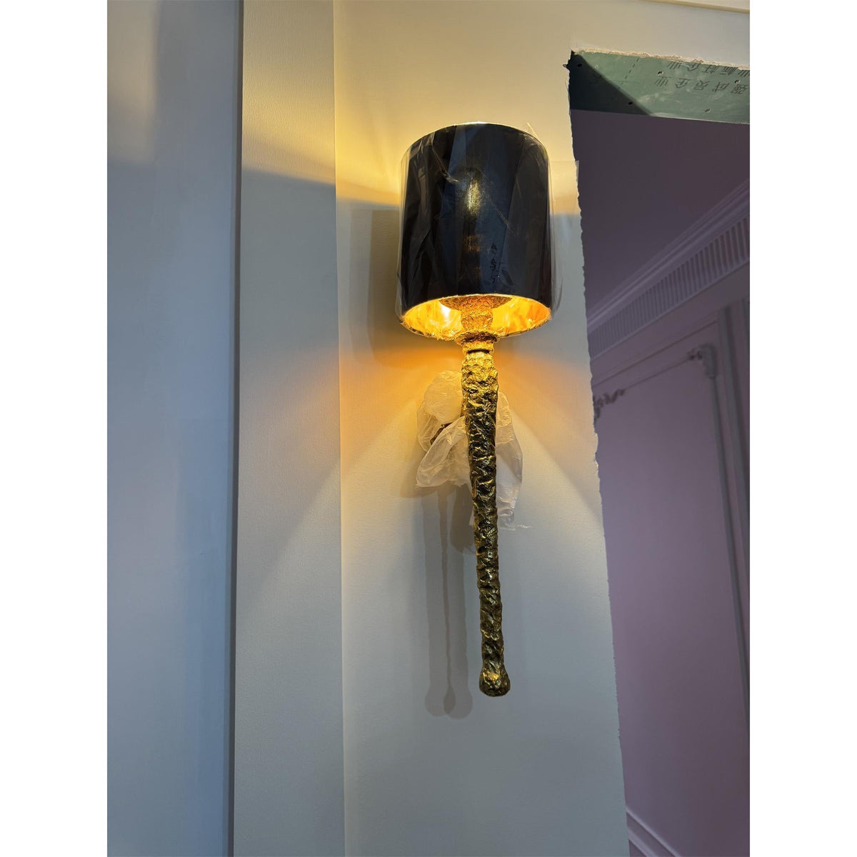 Vantrelle Wall Lamp