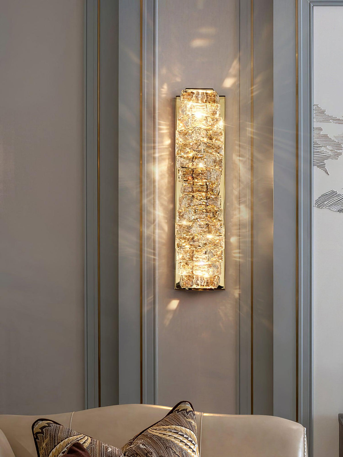 Ilvelia Postmodern Luxury Crystal Wall Light