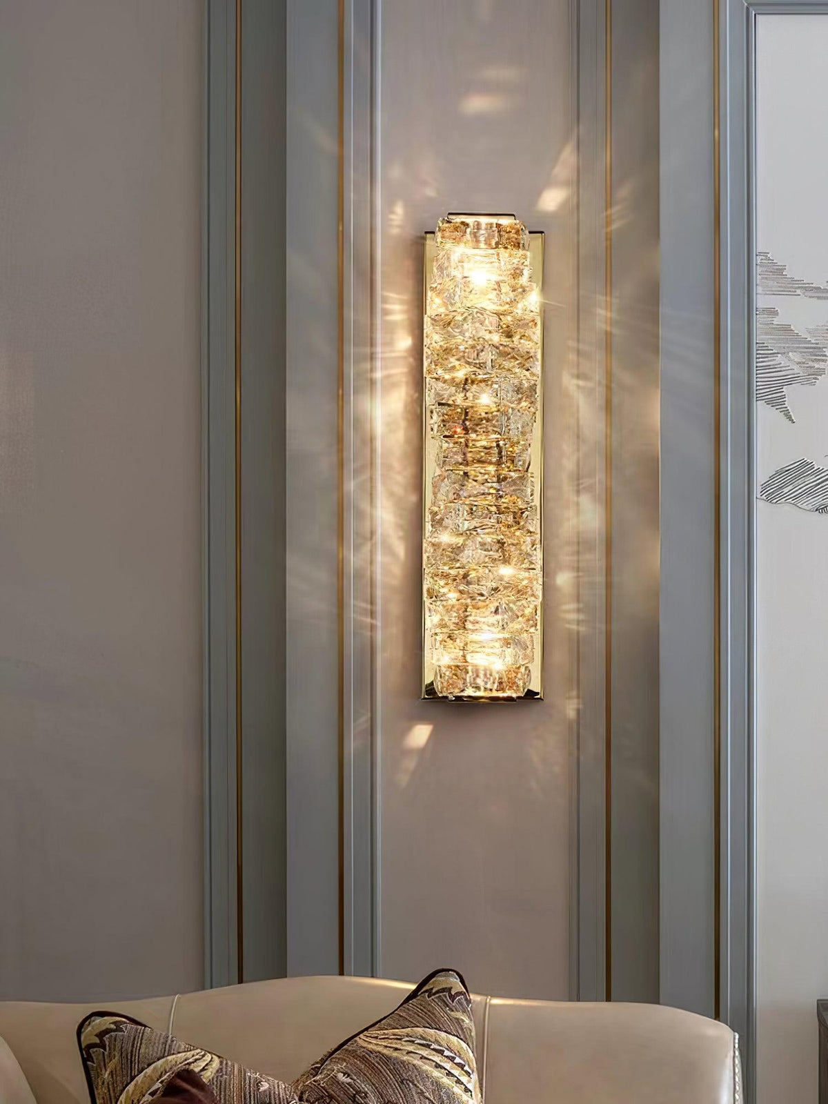Ilvelia Postmodern Luxury Crystal Wall Light