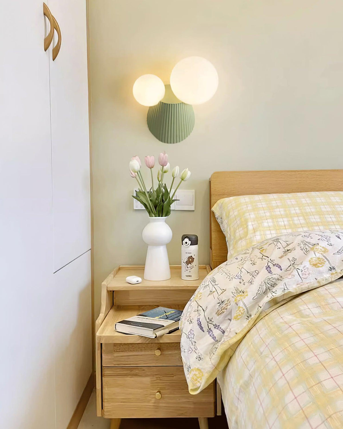 Lumarelia Wall Light