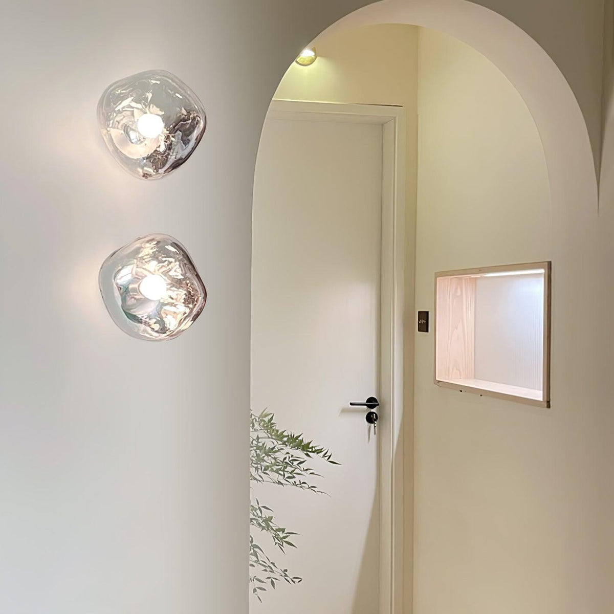 Leni Amber Glass Wall Lamp