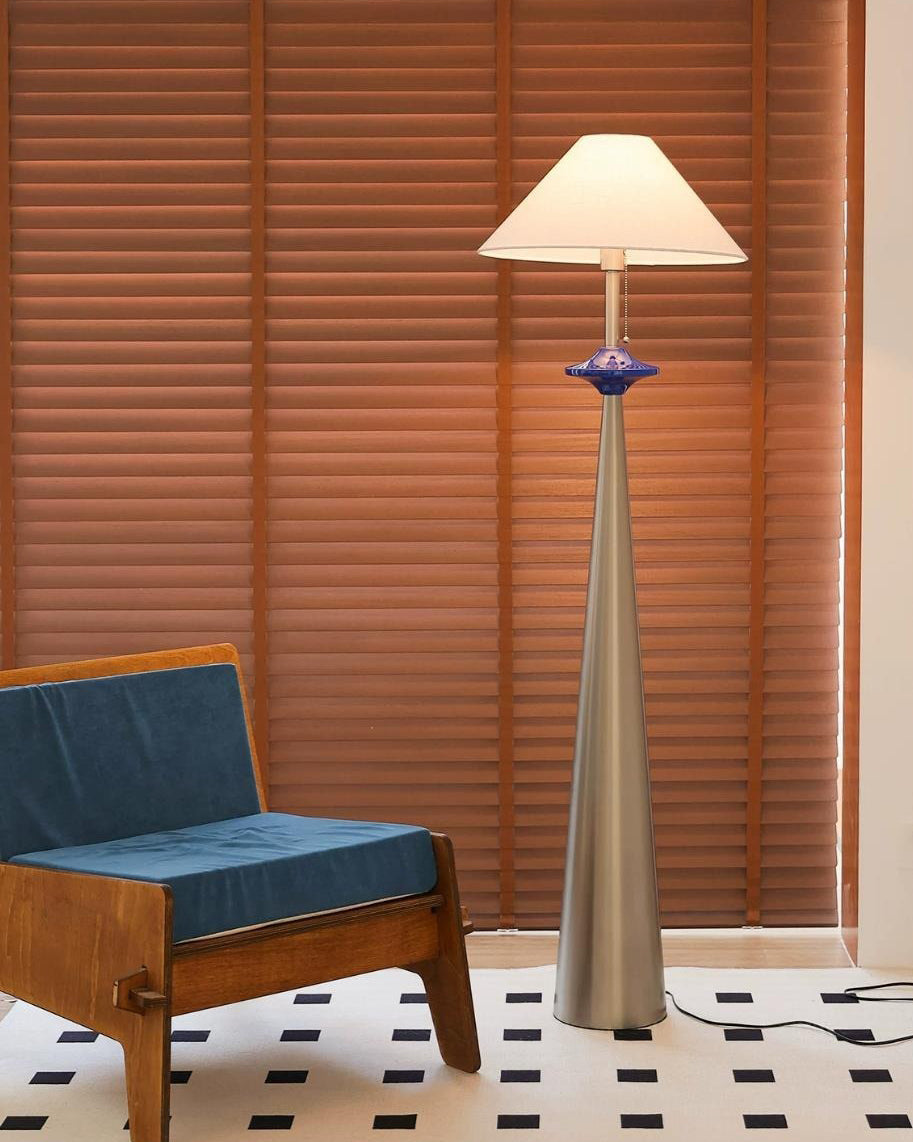 Teriirina Floor Light