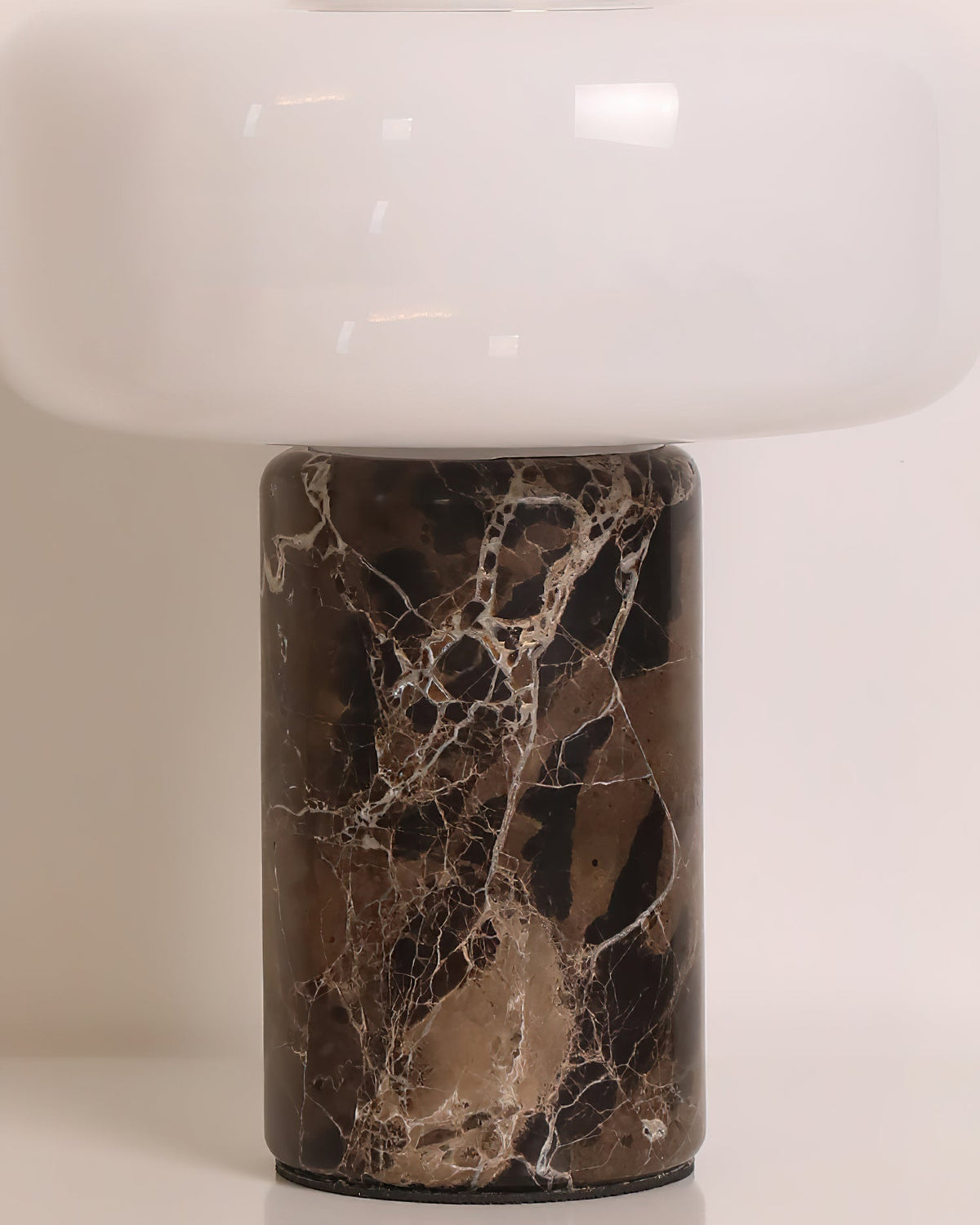 Orelinielle Table Lamp