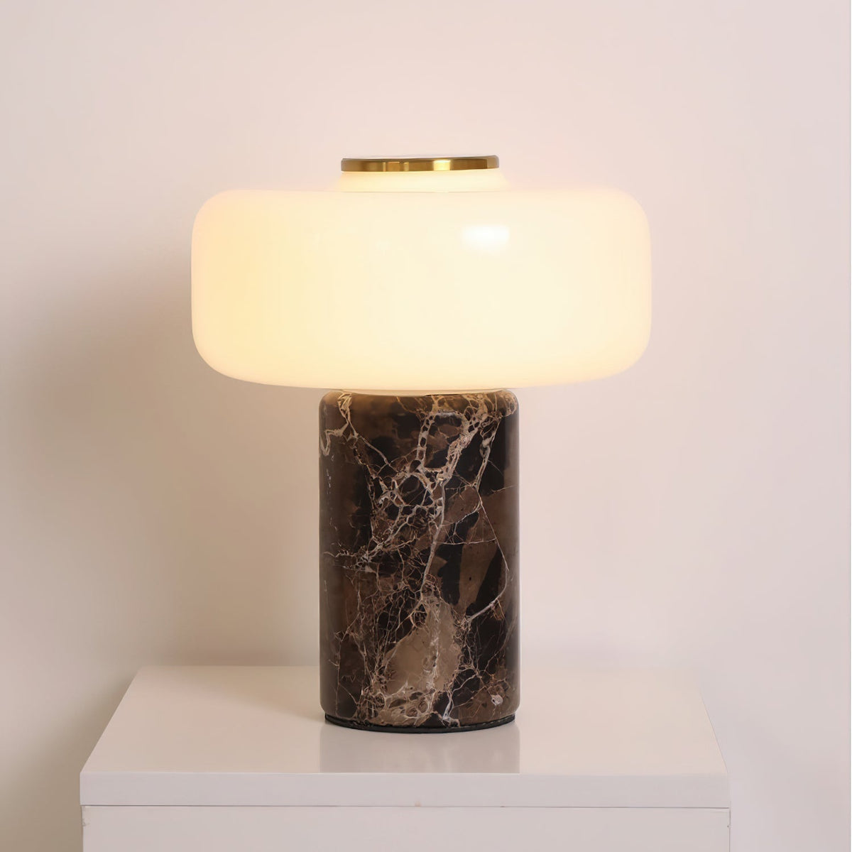 Orelinielle Table Lamp