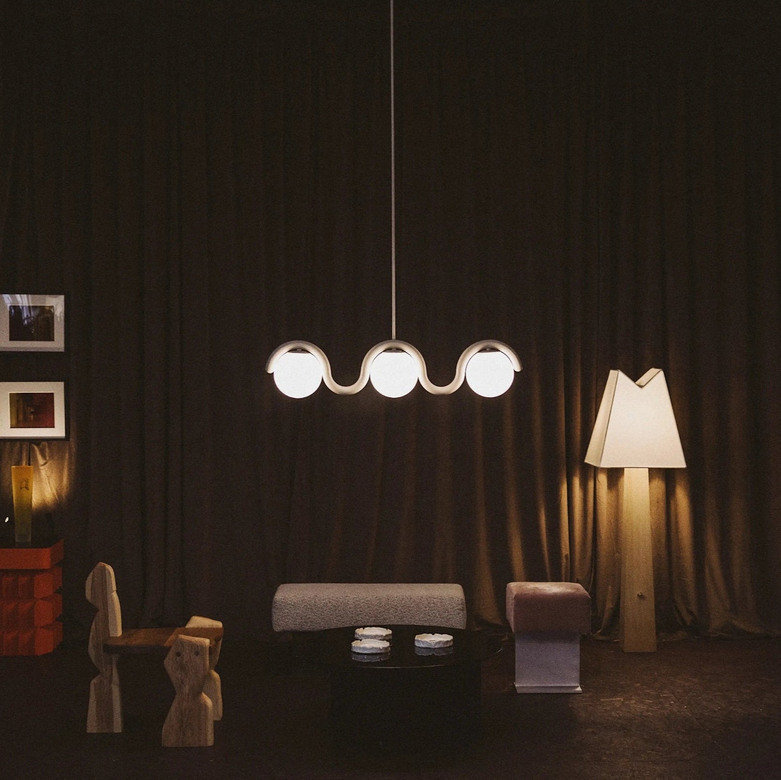 Uveta Linear Chandelier Red&Silver