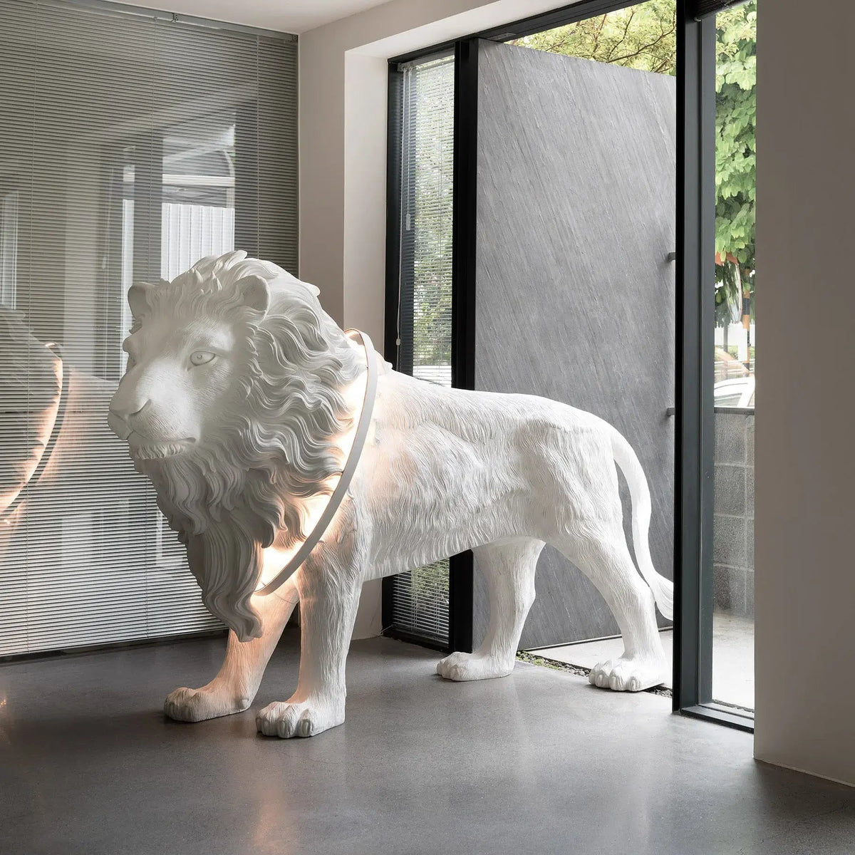 Brynis Lion Sculpture Floor Lamp