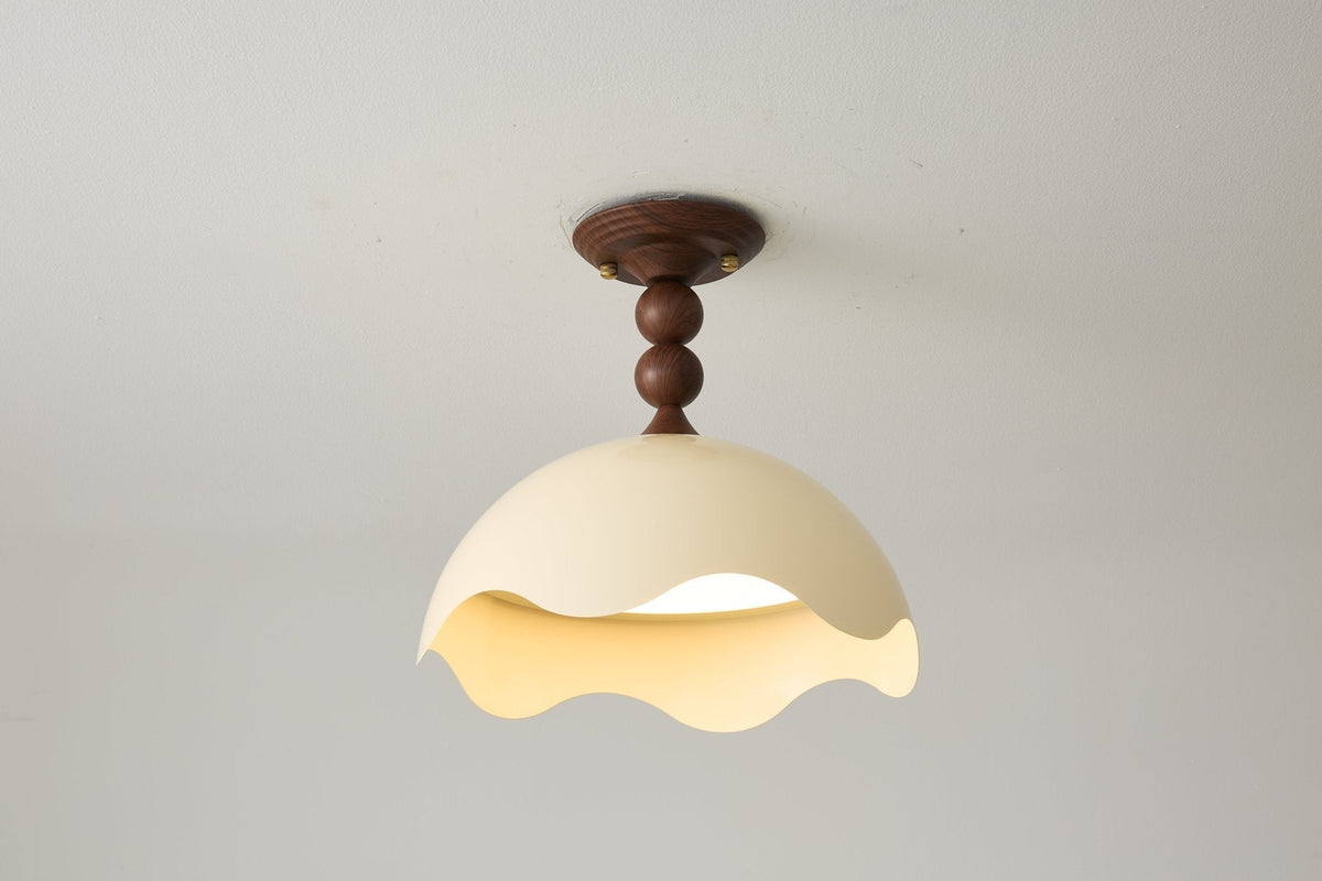 Noriraine Scallop Ceiling Light