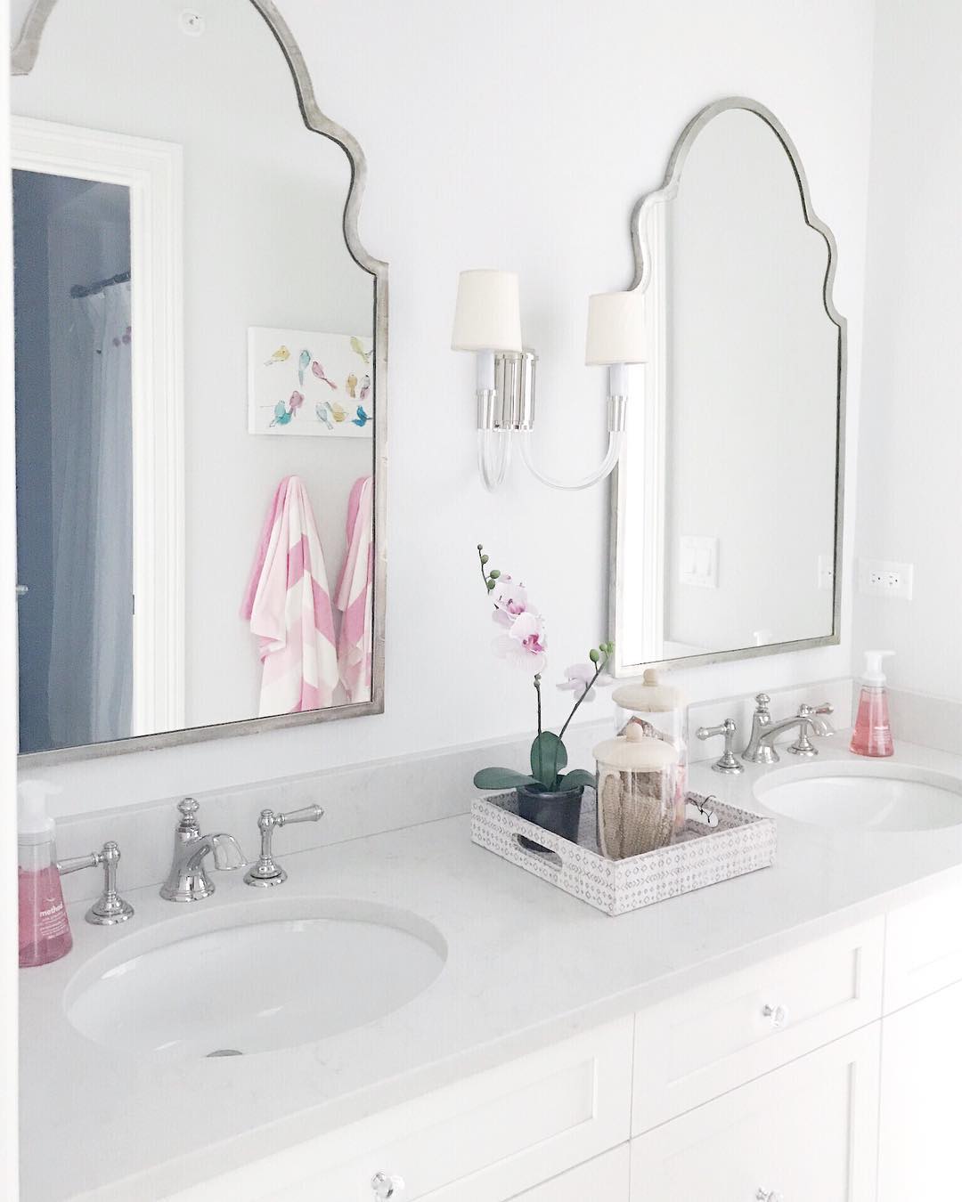 Norirenne Wall Lamp