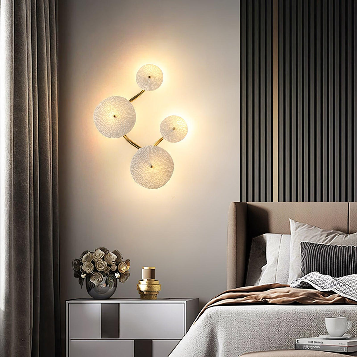 Begovom Lotus Petal Wall Lamp