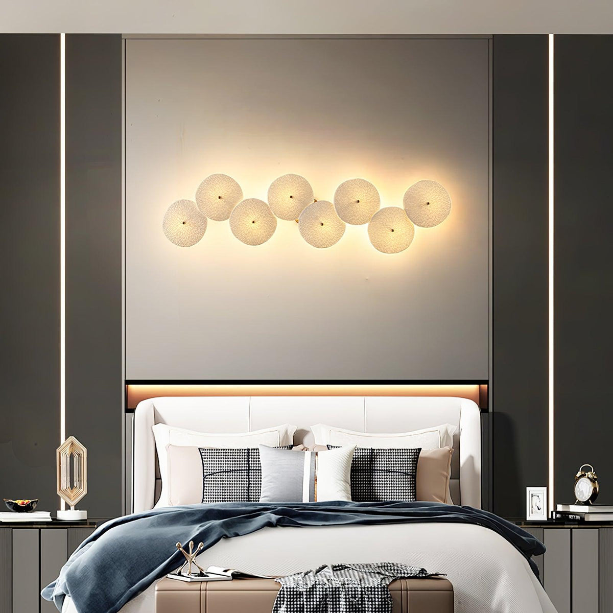 Begovom Lotus Petal Wall Lamp