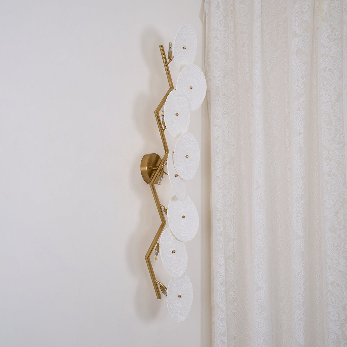 Jesse Elegance Nordic Art Petal Wall Lamp