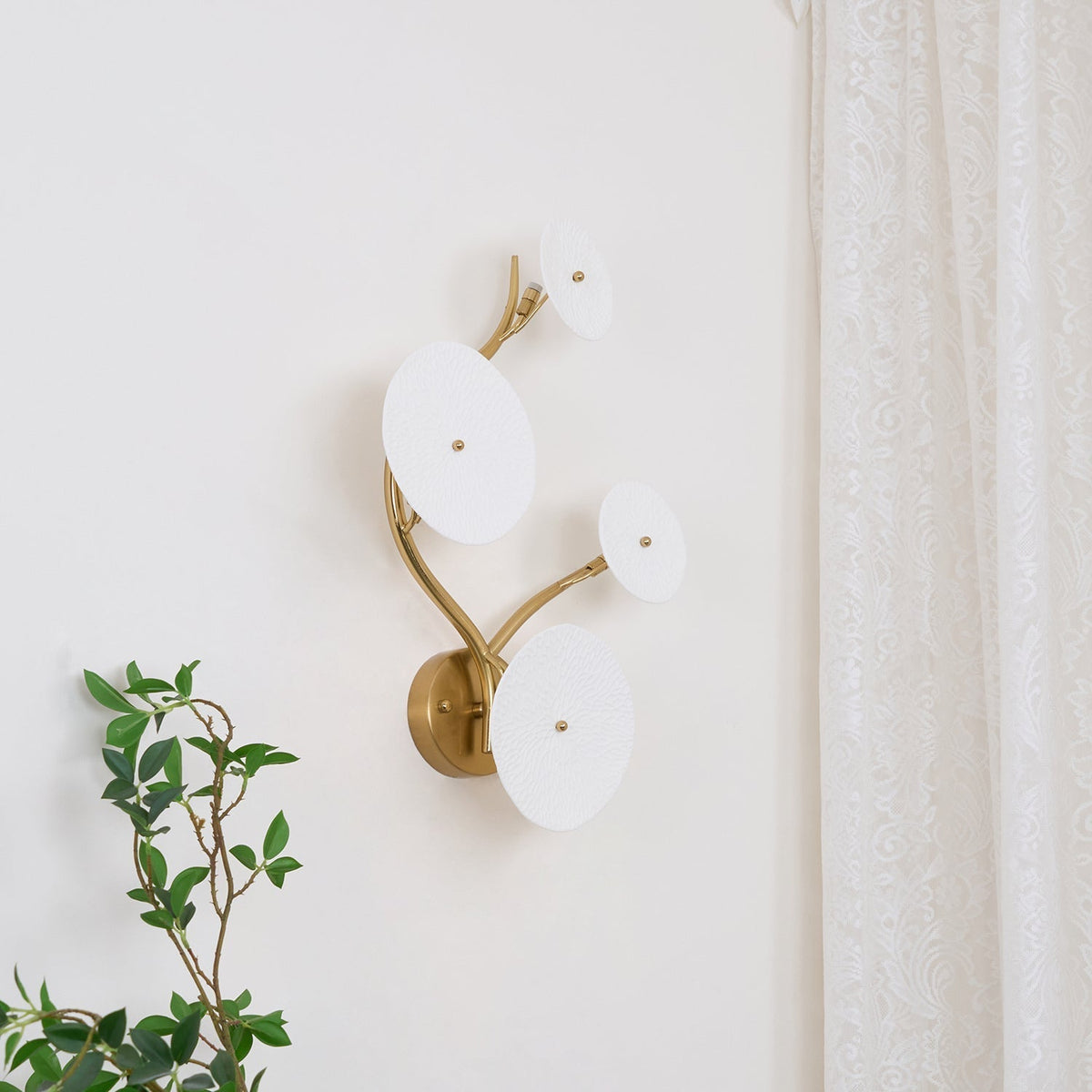 Jesse Elegance Nordic Art Petal Wall Lamp