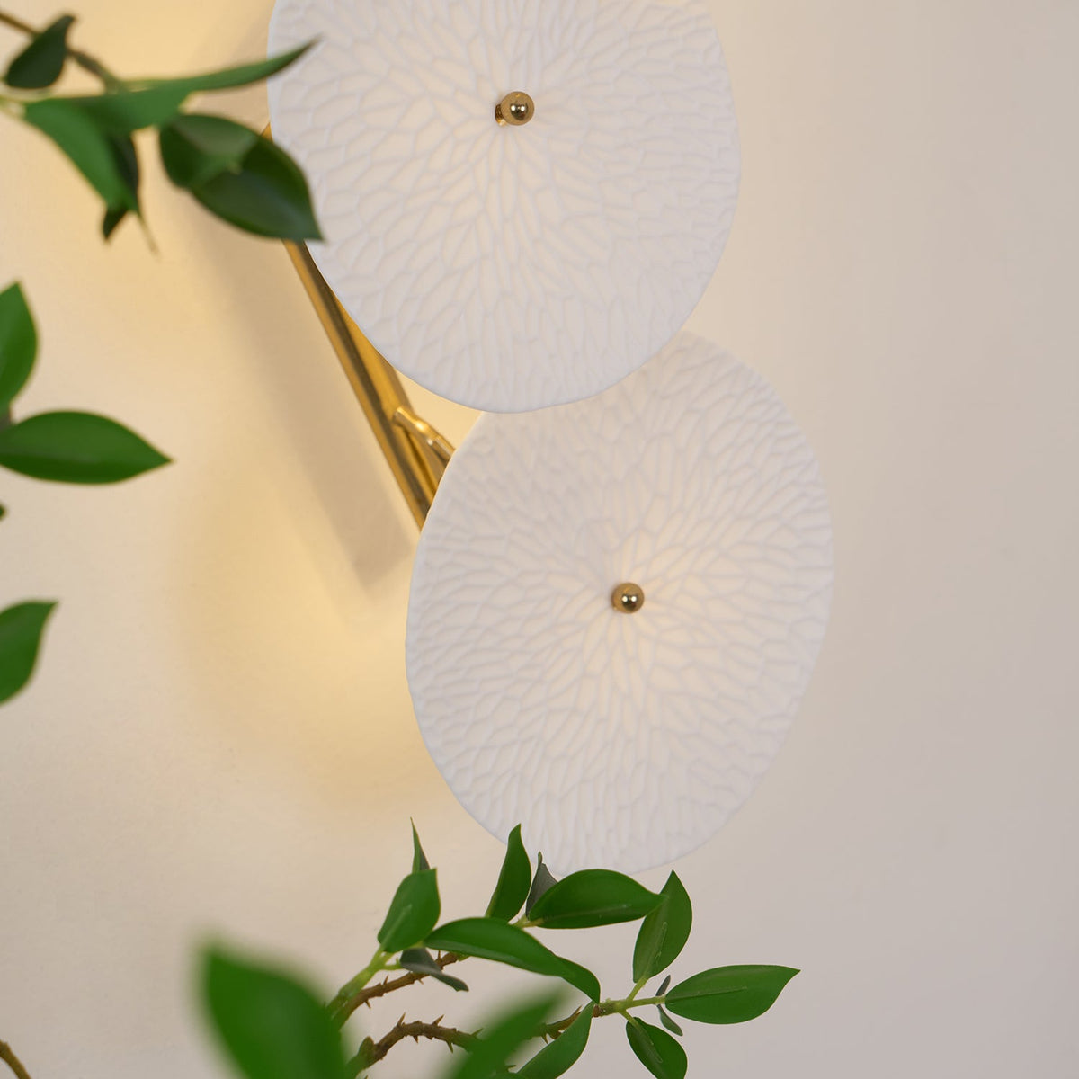 Jesse Elegance Nordic Art Petal Wall Lamp