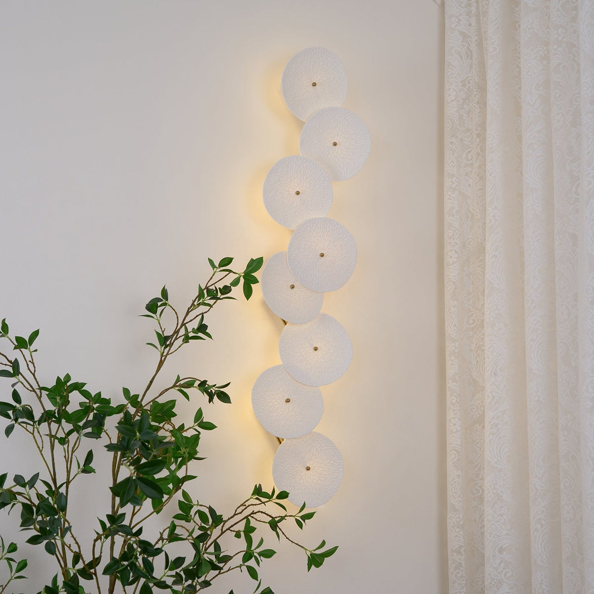 Begovom Lotus Petal Wall Lamp