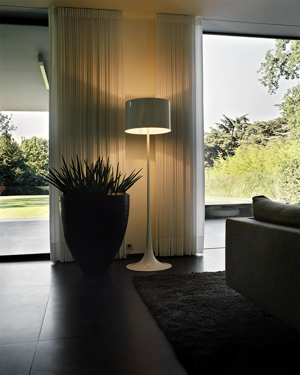 Riveette Floor Lamp