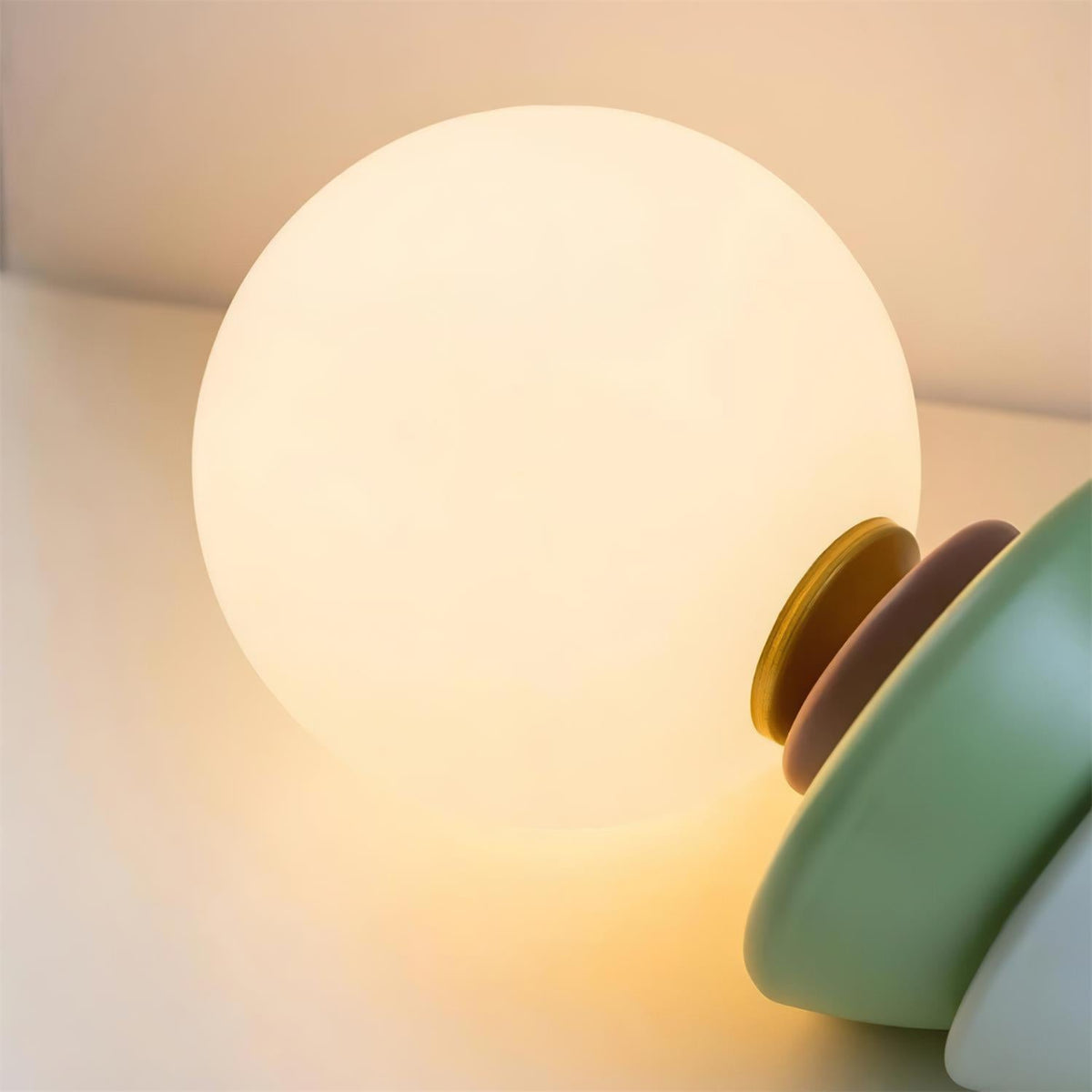 Riverise Globe Pendant Lamp