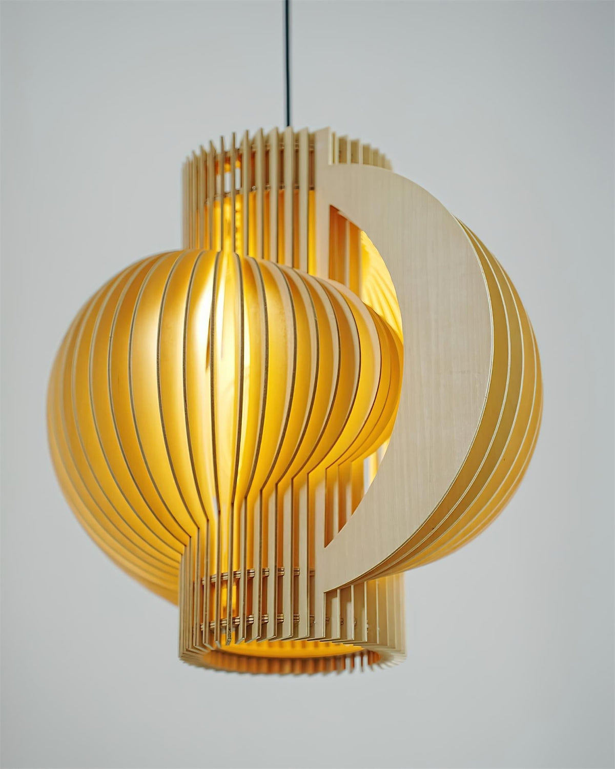 Rinaena Wood Pendant Lamp