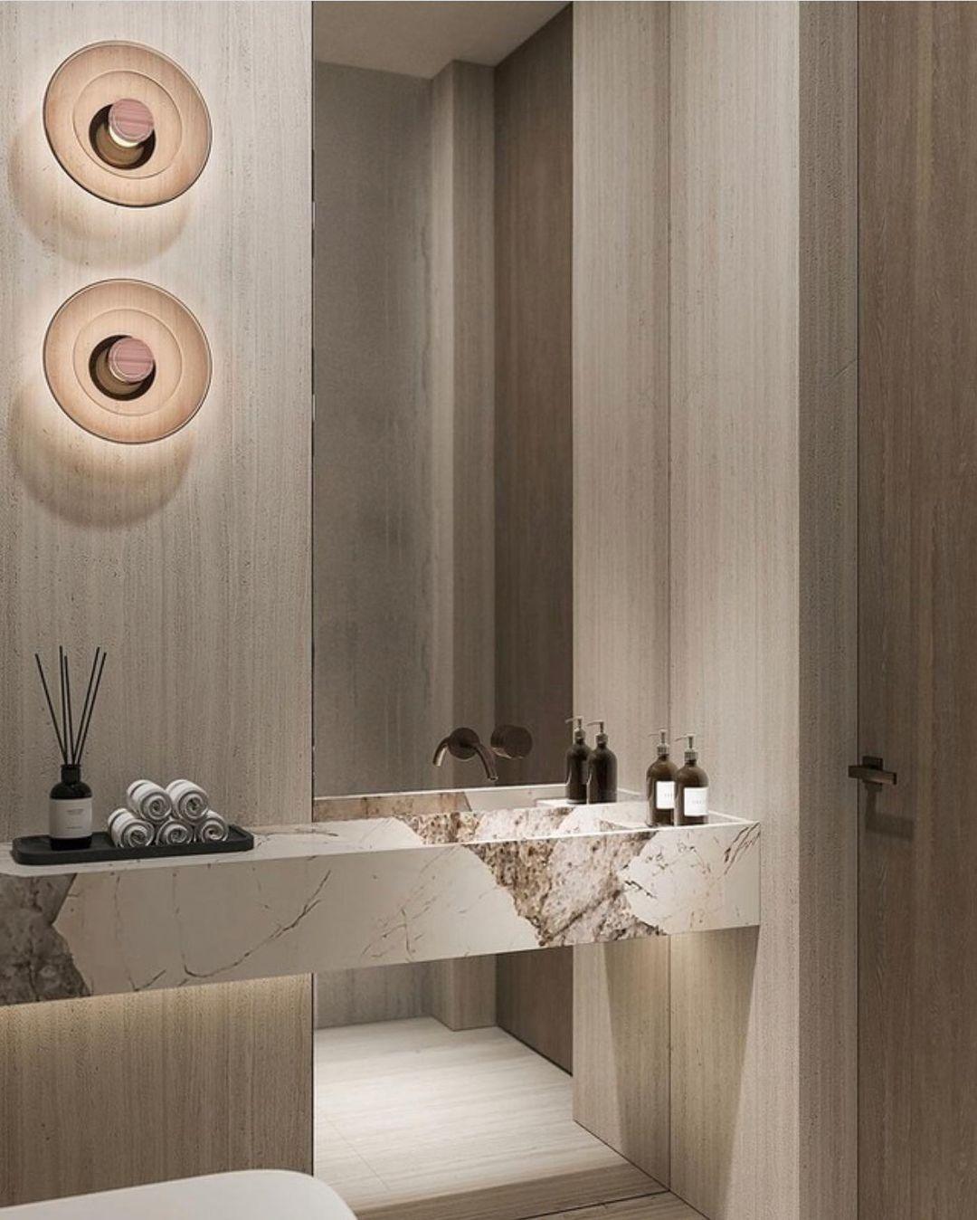 Dixor Contemporary Wall Lamp