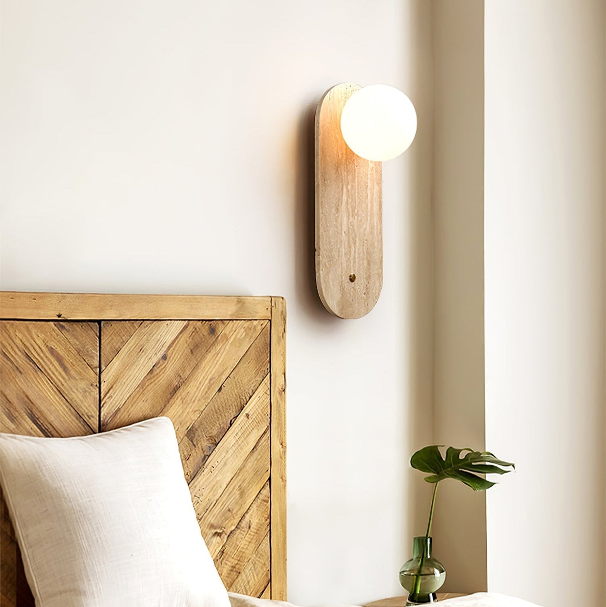 Aurevon Minimalist Travertine Wall Light