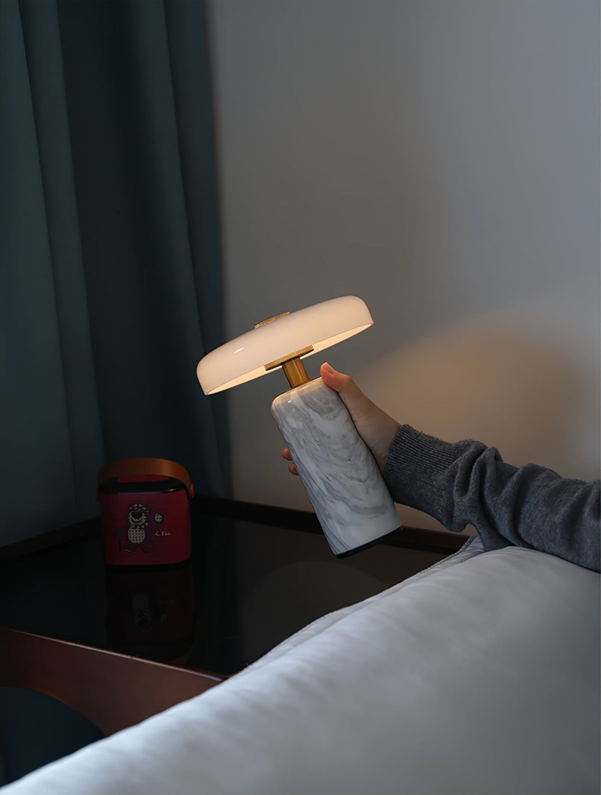 Ryvek Modern Marble Table Lamp